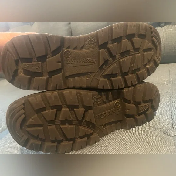 Blundstone Women’s Brown Leather Boots, Size 7, EUC, worn handful of times - Picture 3 of 4